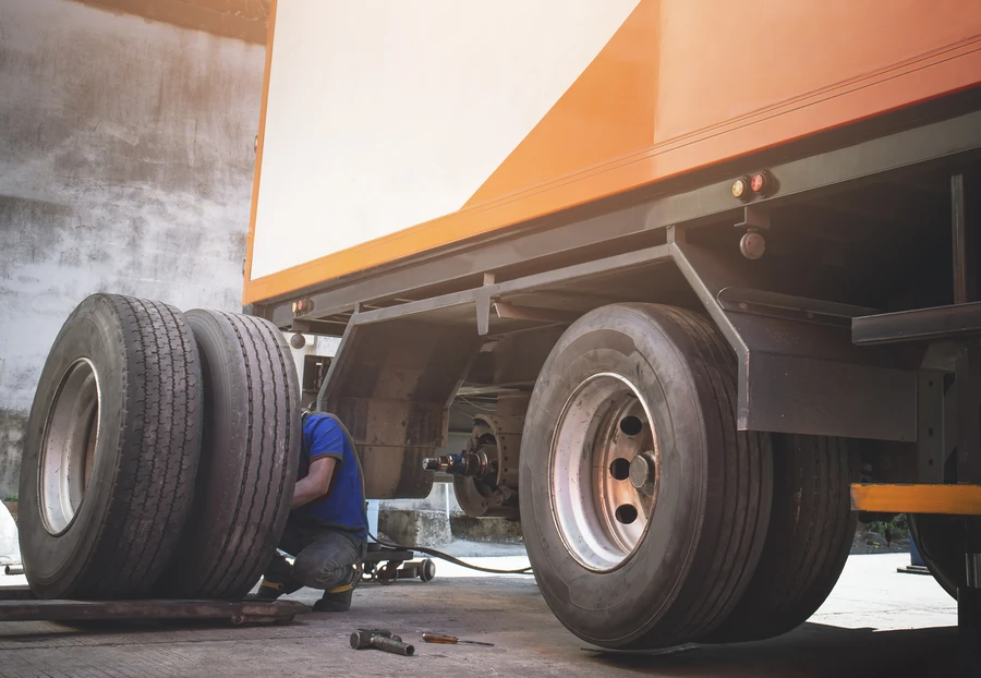 Commercial Truck Tires